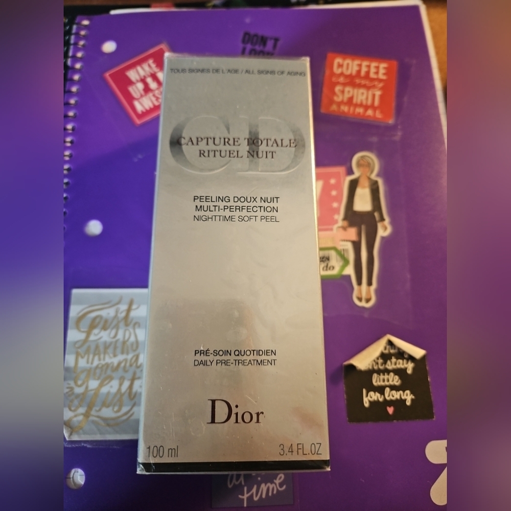 New In Packaging Dior Capture Totale Nighttime Soft Peel - Silver